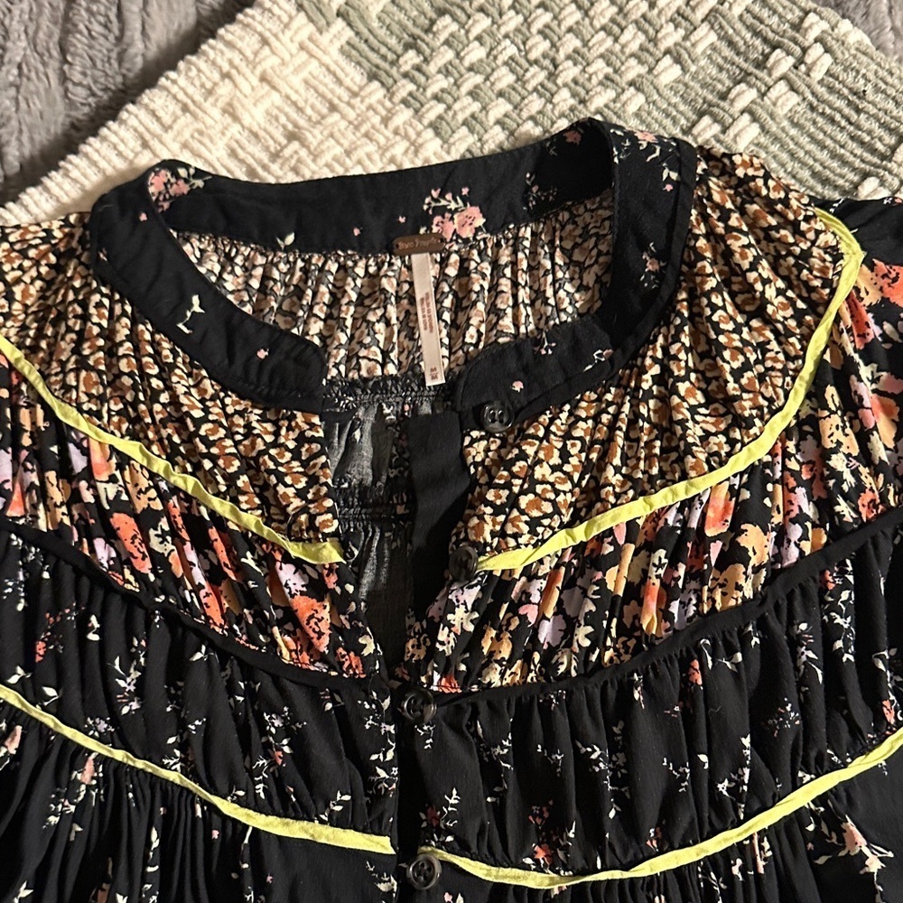 Free People button up blouse - Picture 4 of 6
